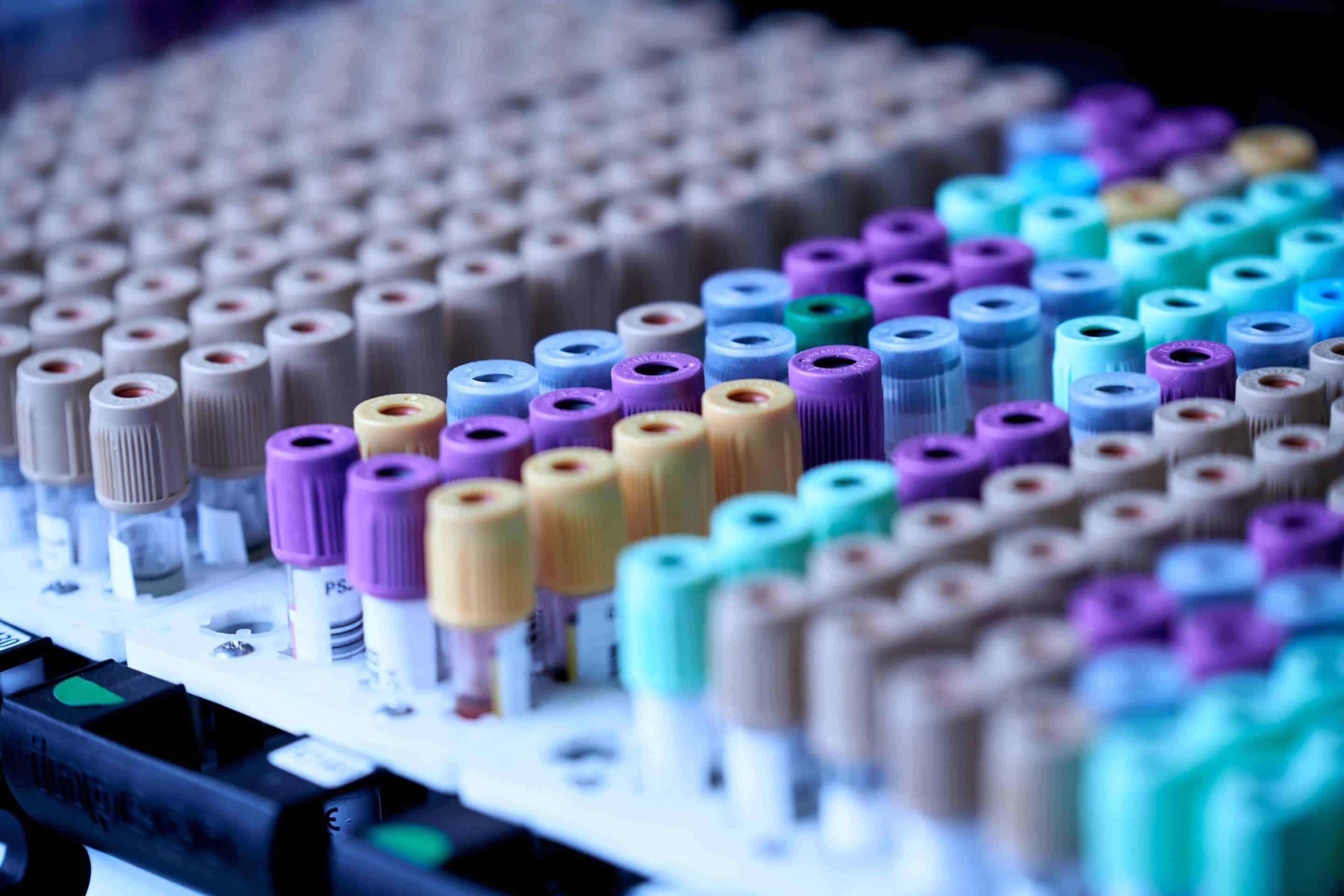Livre Blanc « Prélèvements microbiologiques de surface », un partenariat Mérieux NutriSciences / ANIA